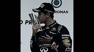 Ring ding ding ding 🐸🐐 #crazyfrog #f1edit #sebastianvettel #f1 #fyp