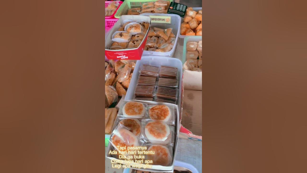 Jajanan kue pasar di yogyakarta #youtubeshorts #food #fyp #shorts
