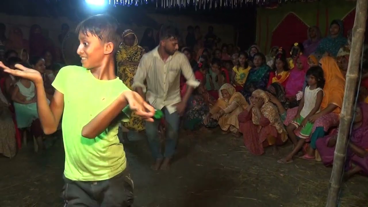 বিয়ের উরুধুরা নাচ