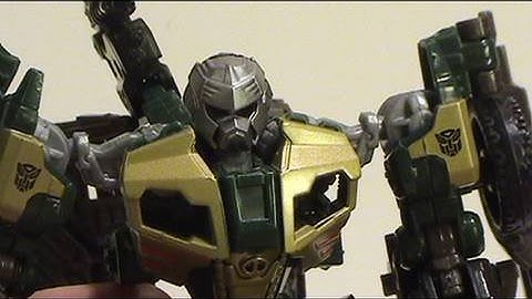 Video review of Transformers Revenge of the Fallen; Deluxe Class Brawn