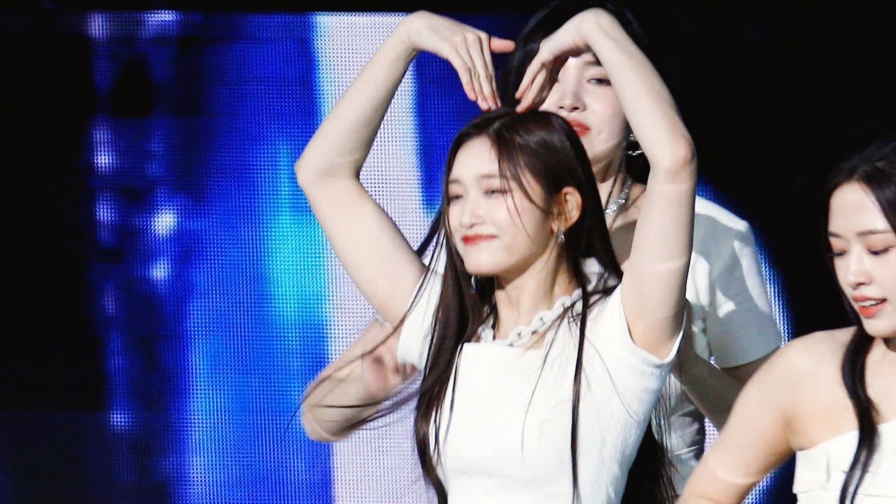 221216 KBS 가요대축제 'After Like'  - 아이브 이서 (4K)