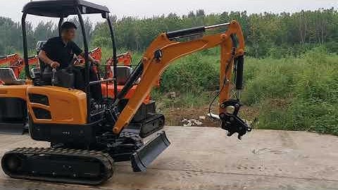 How to use  hydraulic quick hitch on a mini excavator?