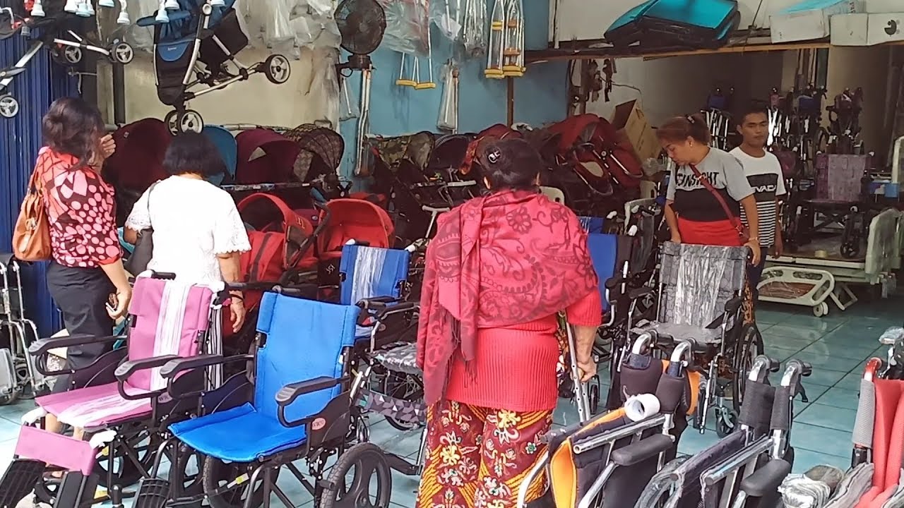  BELI  KURSI  RODA UNTUK MAMA DI PASAR RUMPUT YouTube