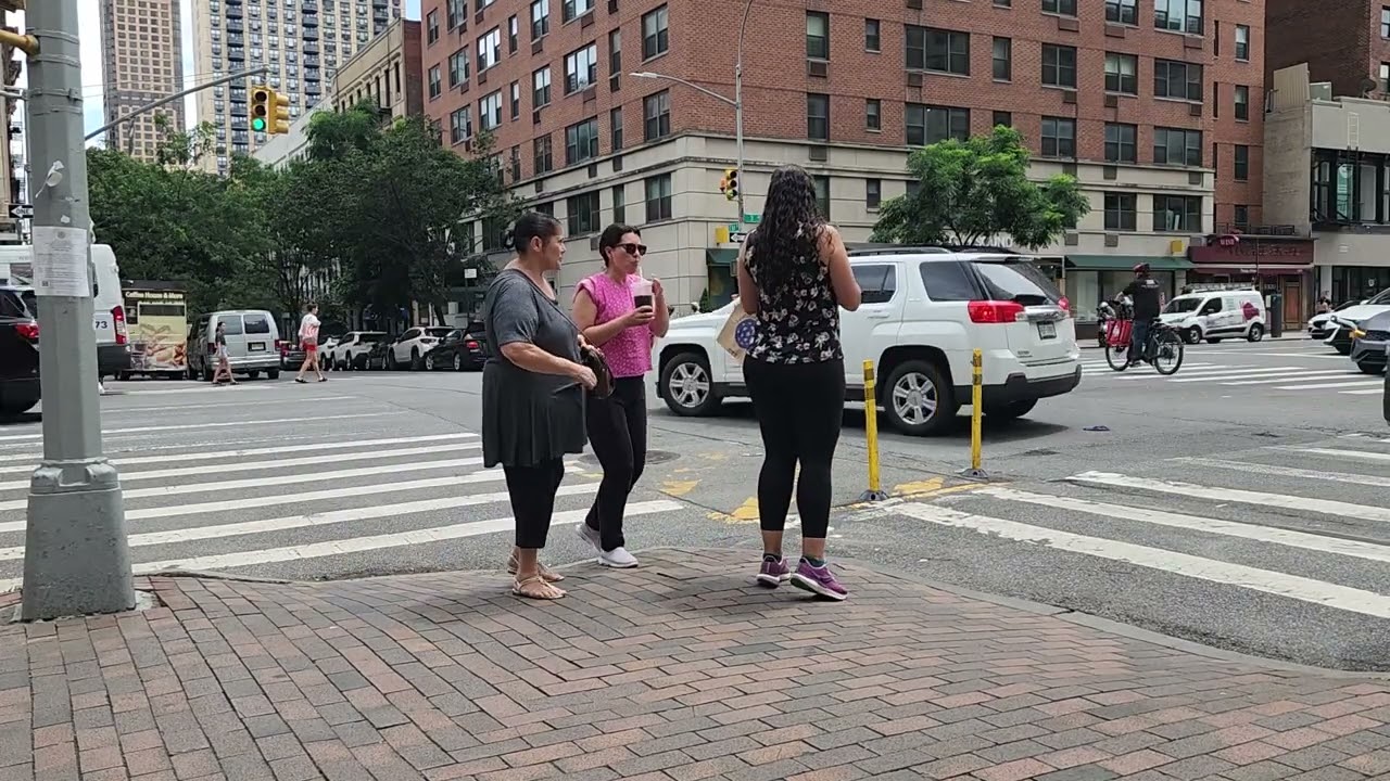 a half hour on 84th and 3rd. Small sample.