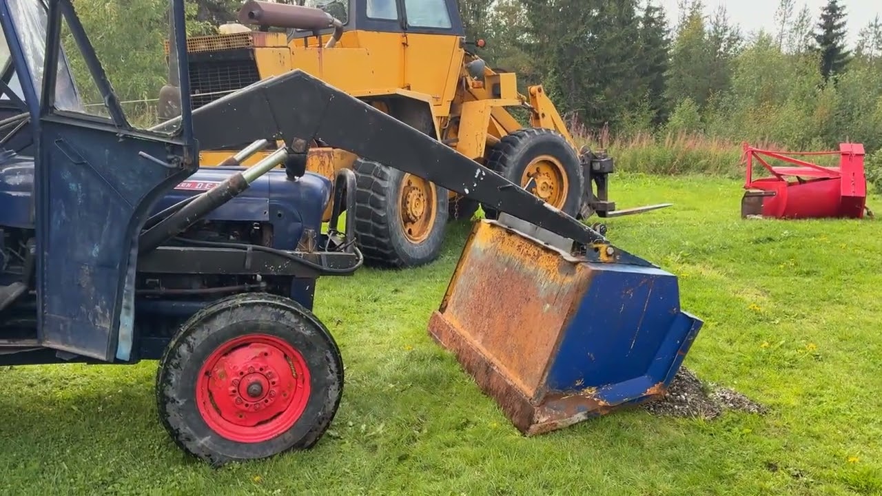 Gårdstraktor  FORD FORDSON DEXTA