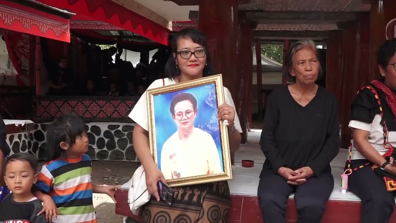 Vidio 9. RAMBU SOLO' almh. AGUSTINA SAMPE (Nenek Wandry Tonapa) POKA PANGALA JUNI 2023