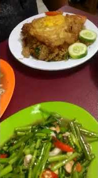 Makan malam di seafood 98