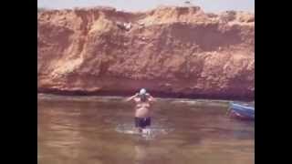 The first feet of Nejib Belhedi  in sea  for 1400 K Swim Across Tunisia !!!! Jorf-Ajim