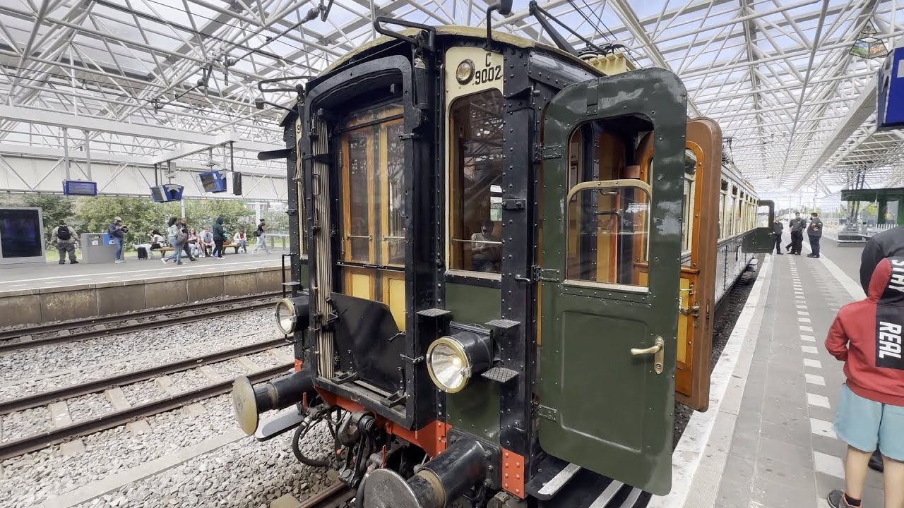 Sail 2025 - Mat 24 (Blokkendoos) - Cabride Zaandam - Amsterdam CS