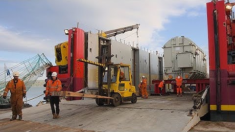 240 tonne Celtic Interconnector transformers arrive in Cork after journey from Austria via Rotterdam