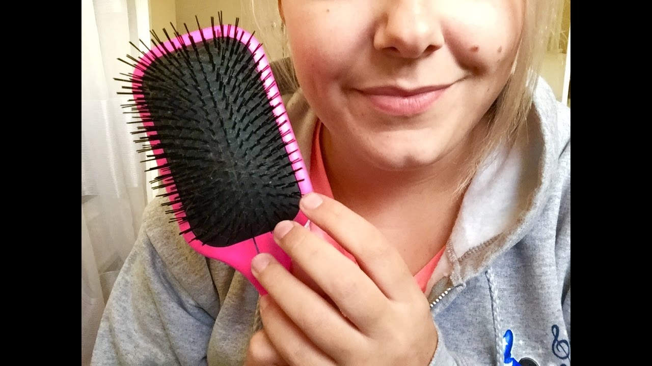 **ASMR** 🎀 HAIR BRUSHING ROLEPLAY🎀 PERSONAL ATTENTION ** RELAXING