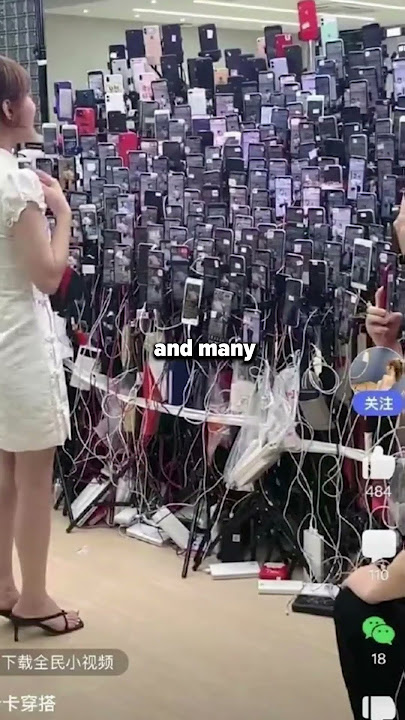Why Chinese Streamers Do This?