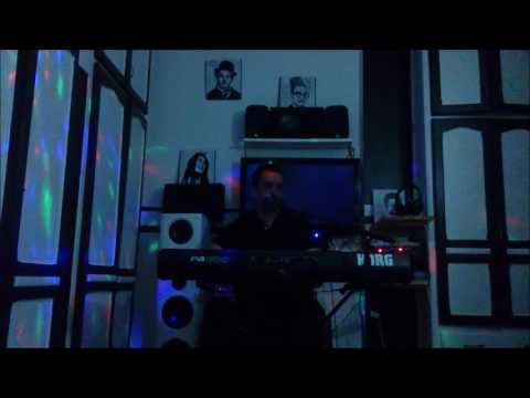 Cheb Nasro Des Fois Nebghi Nkhabrek Cover