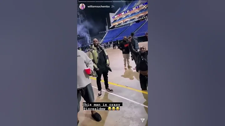 Isreal dmw kneeling down for his boss Davido in 02 arena