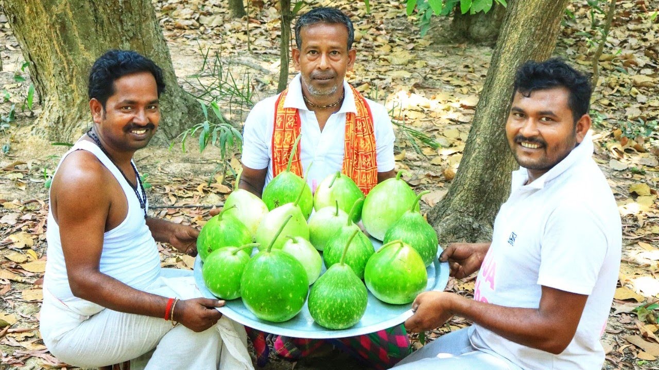 Lau Ghonto Recipe || Village Cooking in India || Poor Helping - YouTube