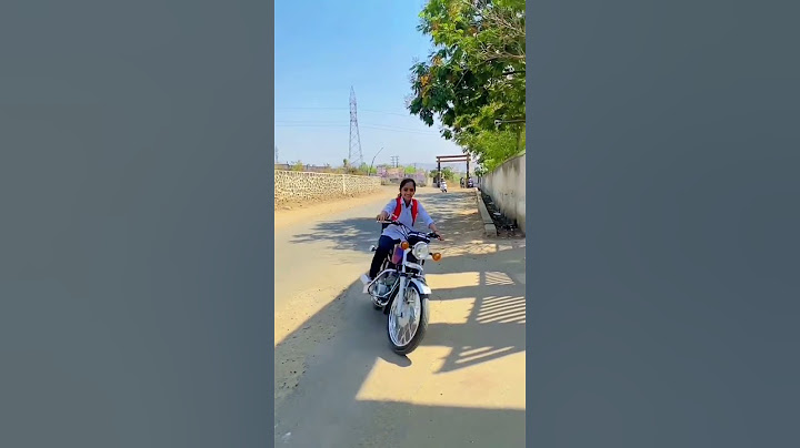 girl riding yamaha rx100 bike#short#yamaha#rx100#bikeride #viralbike