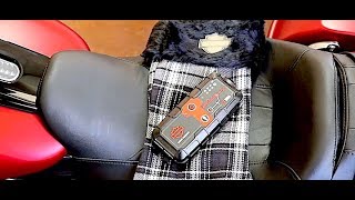 HOG Battery Booster | Portable Jump-Starter / Device Charger by Harley-Davison HOG Battery Booster | Portable Jump-Starter / Device Charger by Harley-Davison
