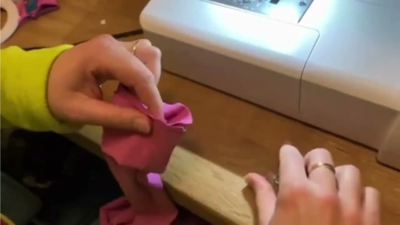 F4U Brielle Monae - Bow tutorial by Daný van Dam