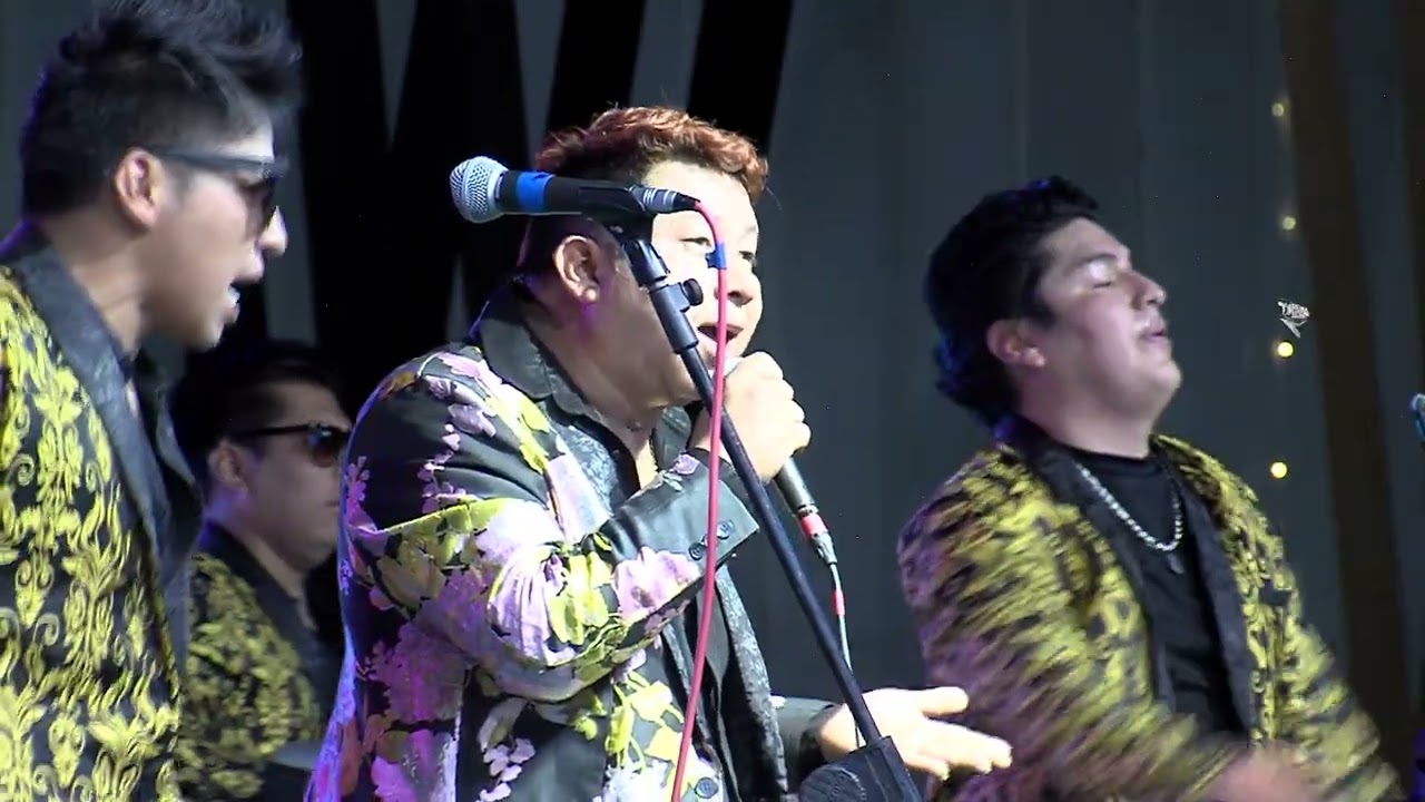 𝑺𝒉𝒐𝒘 𝒅𝒆 𝑬𝒅𝒅𝒚 𝑪𝒐𝒂𝒒𝒖𝒆𝒓𝒂 𝒚 𝒍𝒐𝒔 𝑺𝒖𝒑𝒆𝒓 𝒎𝒂𝒓𝒂𝒗𝒊𝒍𝒍𝒐𝒔𝒐𝒔 𝒆𝒏 𝒍𝒂 𝒃𝒐𝒅𝒂 𝒅𝒆 𝑬𝒅𝒅𝒚 𝒚 𝑪𝒊𝒍𝒅𝒂 𝒑𝒓𝒐𝒅. 𝑫𝑯𝑨𝑷𝑺𝒕𝒗 𝒅𝒆𝒍 𝑷𝒆𝒓𝒖