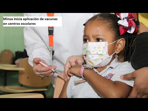 Minsa inicia aplicación de vacunas en planteles educativos a nivel nacional