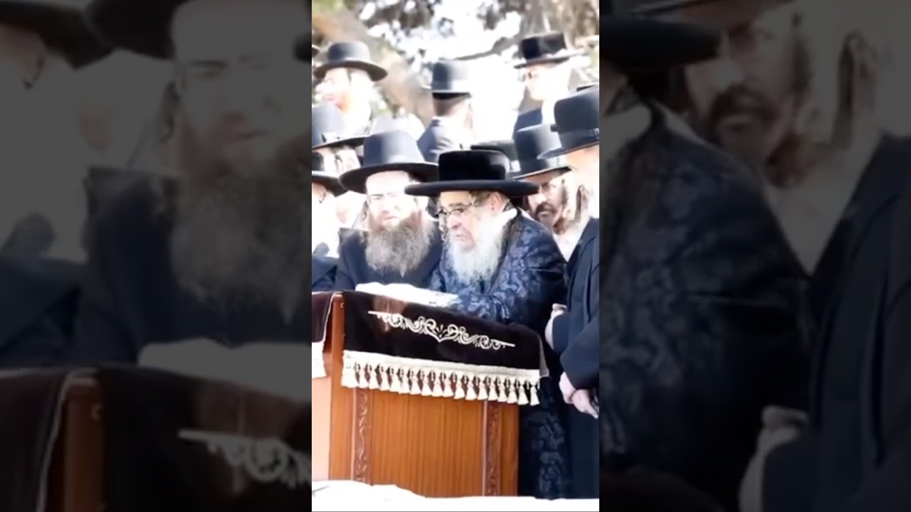 Satmar Rebbe R’ Aharon on Har Hatzofim | האדמו״ר מסאטמאר אצל הר הצופים מול מקום המקדש - חשון תשפ״ו