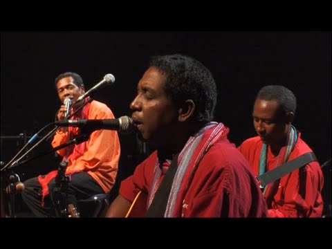 RIVOTRA Mahaleo Live Olympia