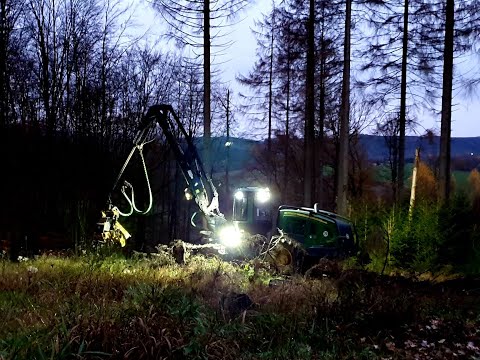 John Deere 1270E