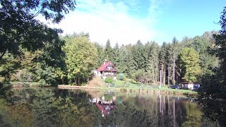 The village of Pařeská Lhota (Walking tour, 4K)