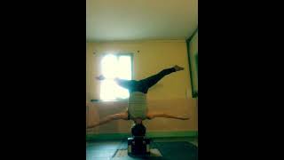 Download Lagu Amélie. DEMAY Winter  training 2021 Acrobat hand stand MP3