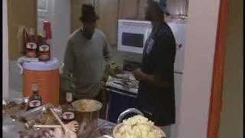 Vince Young Loves Barbecue