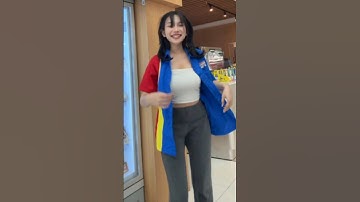 Karyawan Cantik minimarket Mencuri perhatian netizen dimedia sosial