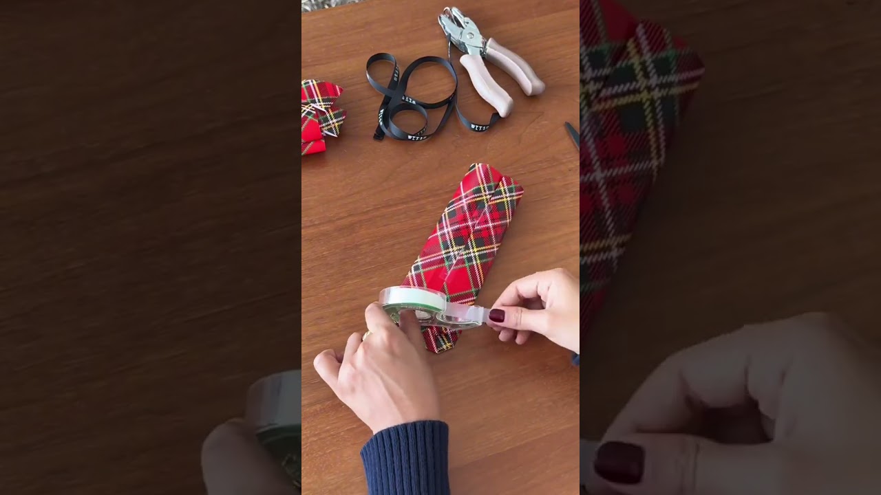 On Day 10 of wrapping beauty, we&rsquo;re turning your favorite eyeliner into an ornament 🎁