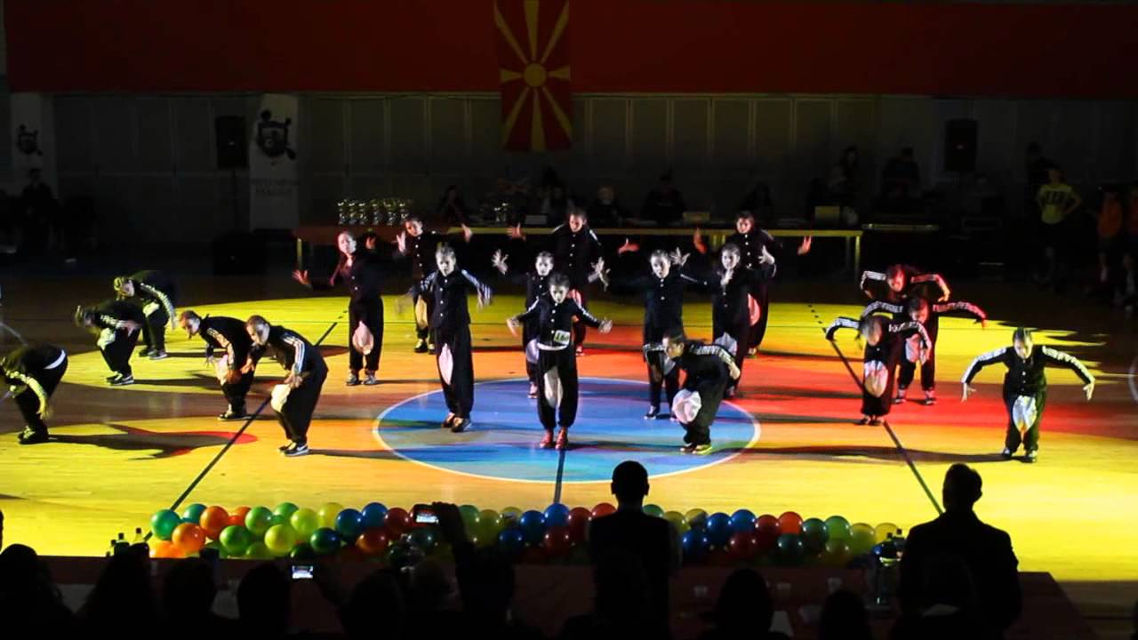 BREAK A LEG JUNIOR SQUAD - 1st Place MACEDONIA OPEN 2013 breaking free