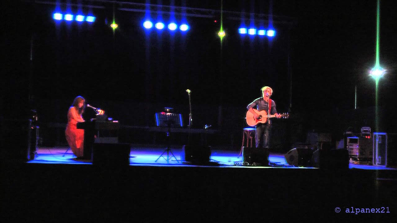 Μίλτος Πασχαλίδης - Παλιά καλοκαίρια @ Κυριάκι