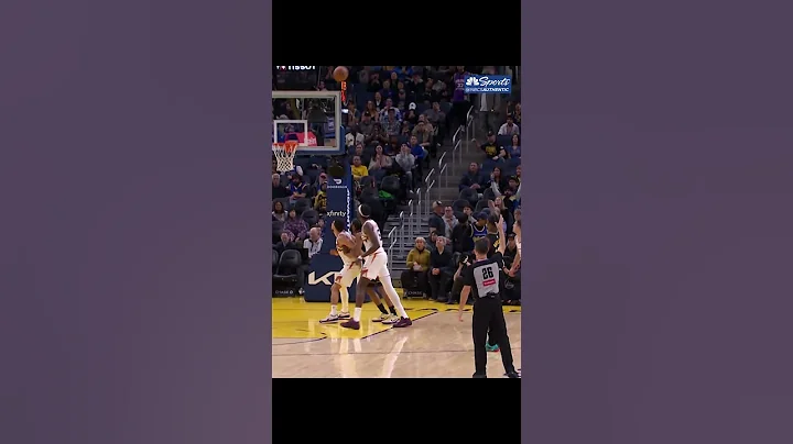 Jimmy puts the Dubs back in front 👌 | NBC Sports Bay Area