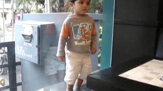 Ishan dancing at Papa John's Jayanagar screenshot 5