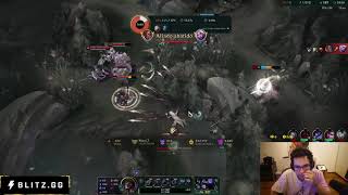 MASTER YI DOENTE APENAS