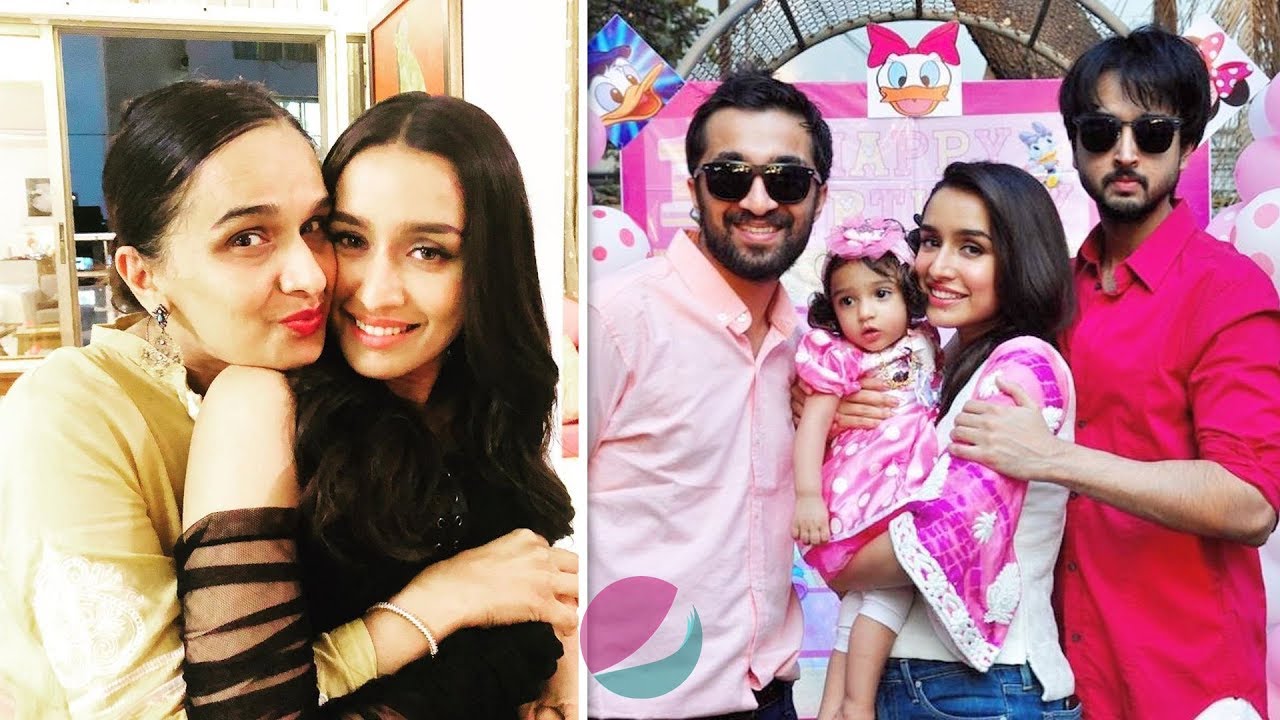 Actress Shraddha Kapoor Family Members Father Mother Brother Photos Biography Youtube Shraddha kapoor का chilhood & family (parents). actress shraddha kapoor family members father mother brother photos biography