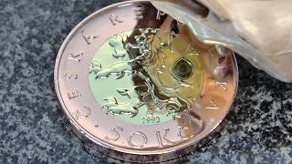 くすんだバイメタルコインを磨いてみた(チェコ共和国50コルナ)