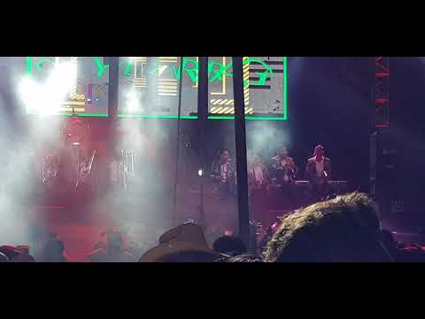 CHUY LIZARRAGA- TECATEANDO Y EL DUENDE NEGRO