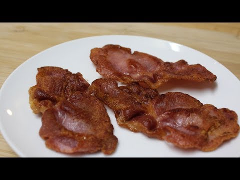 Como Fry Bacon - em uma panela seca