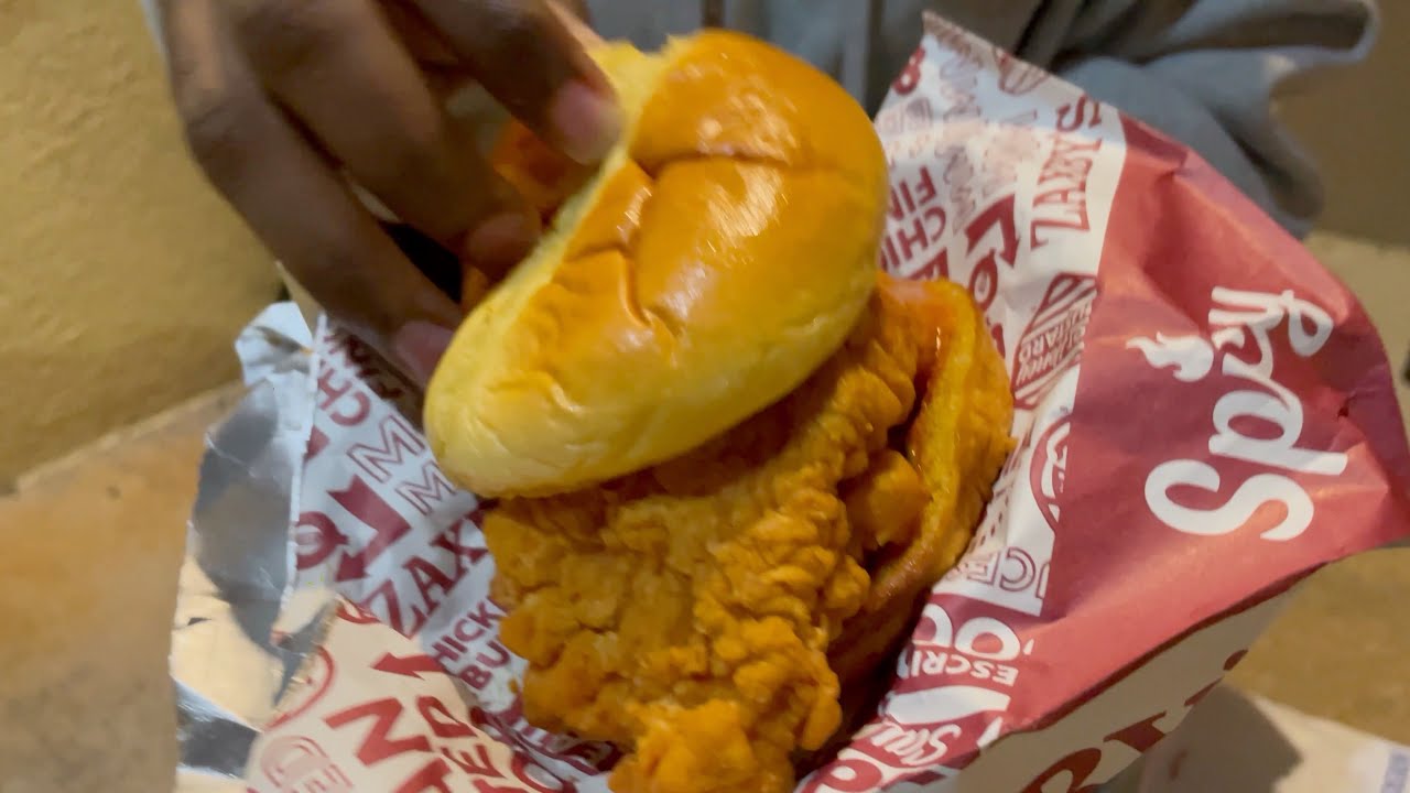 Zaxbys Spicy Chicken Sandwich Review!