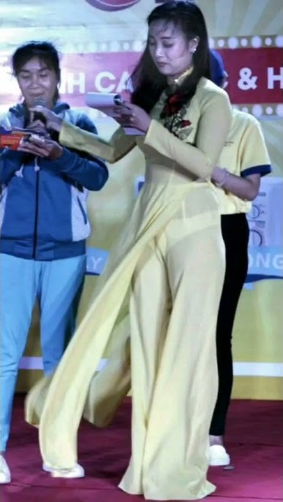 Áo dài lộ hàng#shorts