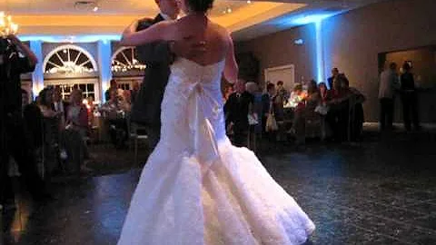 Aubrette & Jon Kinne's First Dance