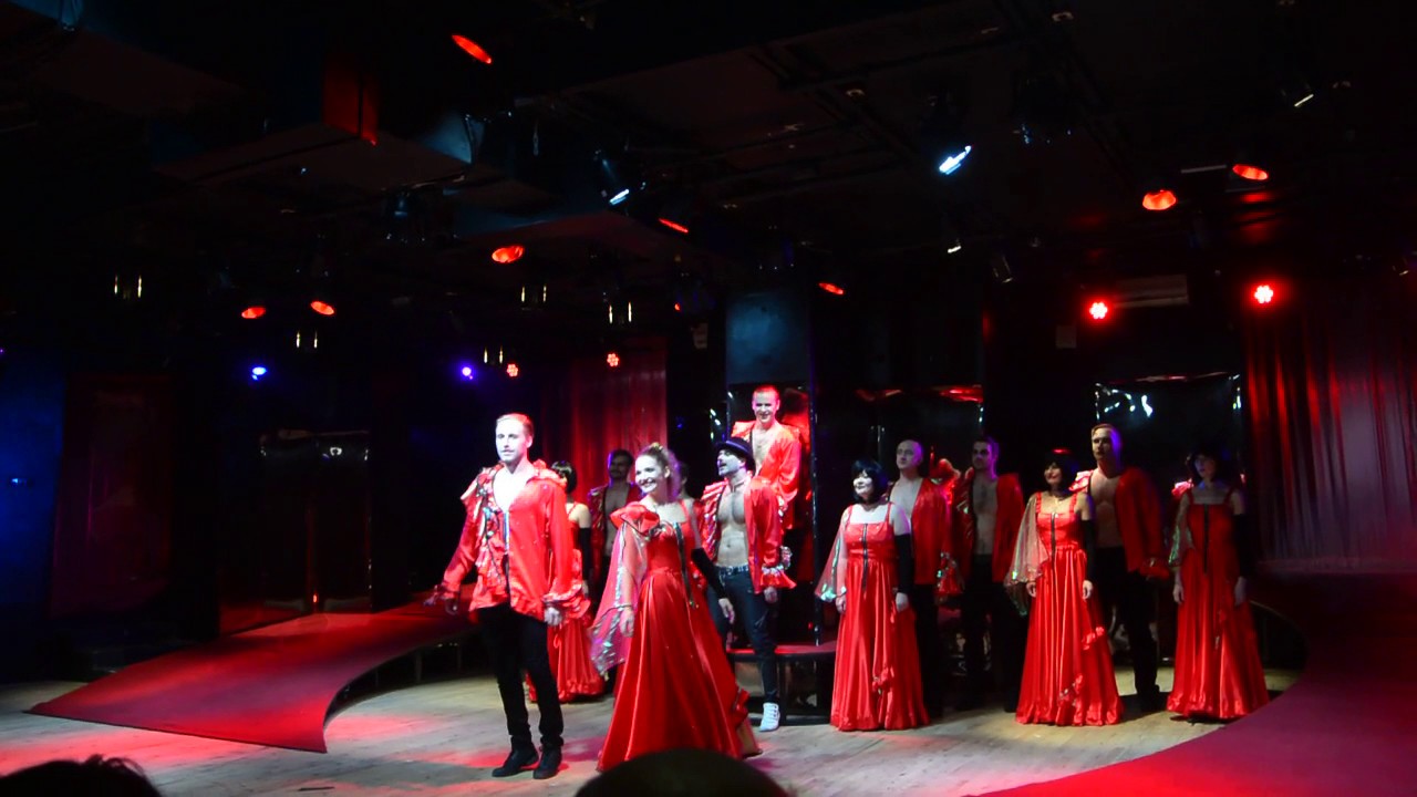 2016.12.04.Москва.Театр на Юго-Западе. Дозвониться до дождя.Поклоны ...