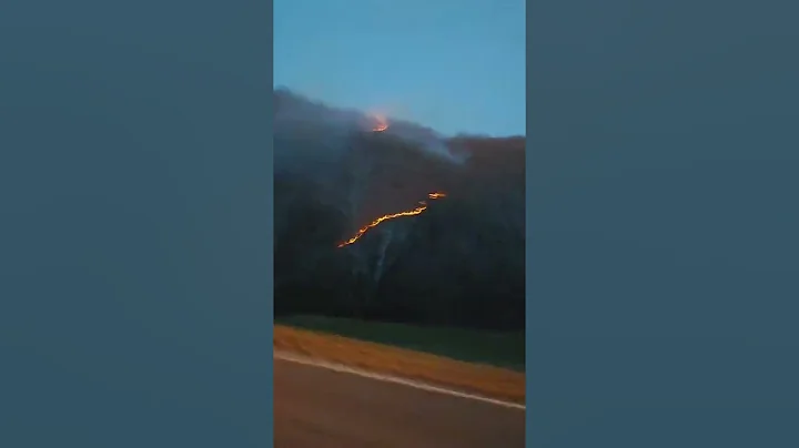 mountains on fire between pecksmill n Mitchell heights in Logan county, Wv-RT 10 a few days ago