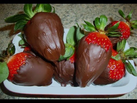 (32) Fragole e Cioccolato RICETTA VELOCE - YouTube