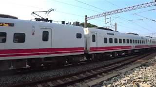 554次莒光號與127次普悠瑪在大林車站交會