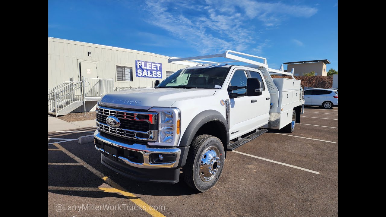 MFD260435 W4H 4WD DIESEL 12'Scelzi Super Contractor Body