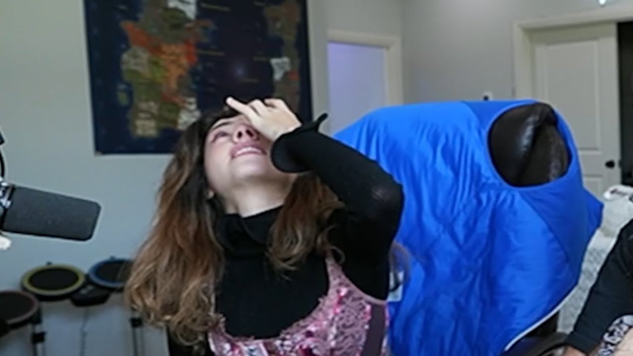 Esfand Gets Bonnie Her Dream PC... She Gets Emotional